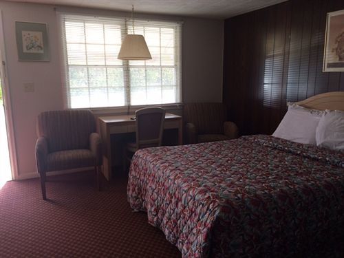 费尔斯三皇冠汽车旅馆 Clarence 外观 照片